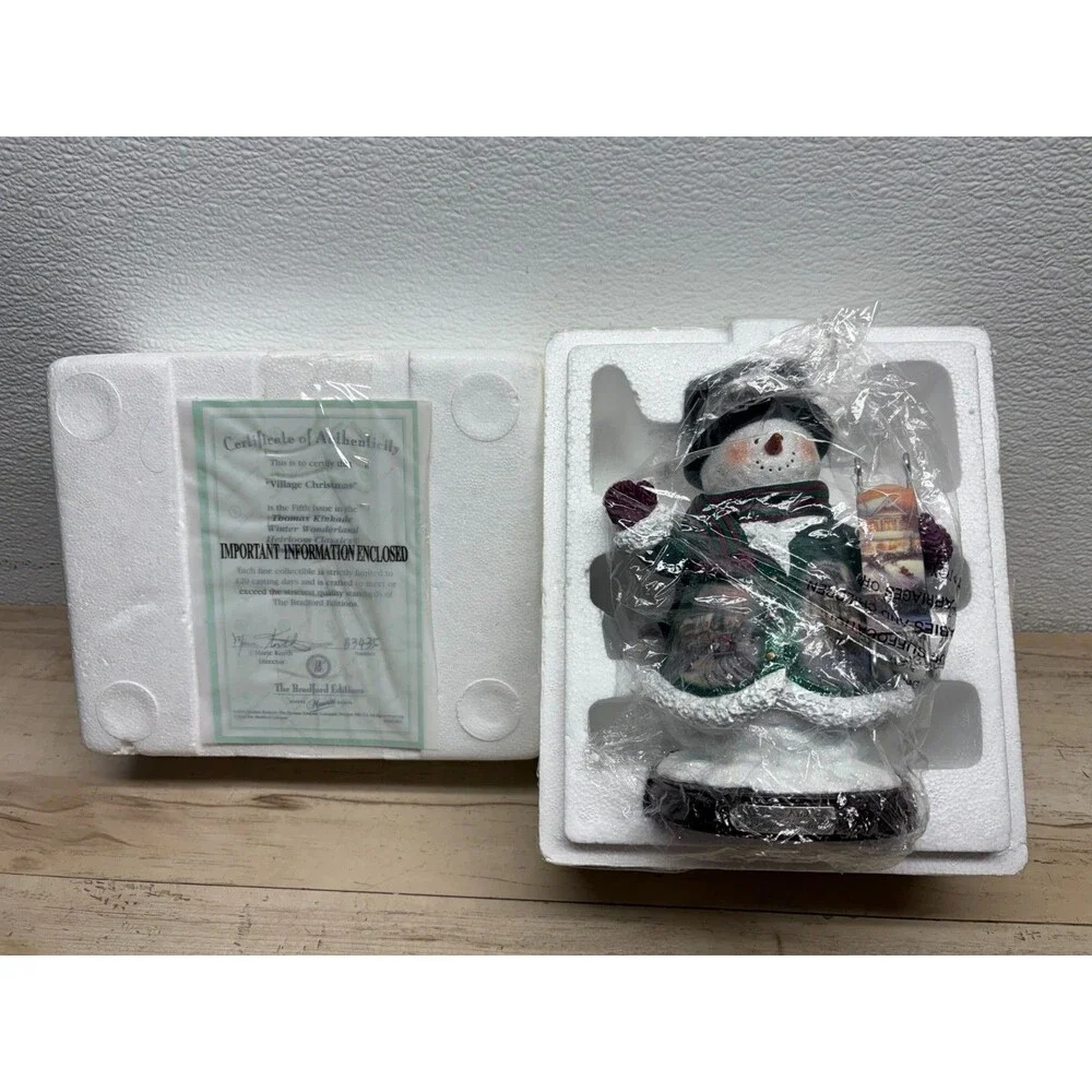 2004 Thomas Kinkade Village Christmas Snowman Bradford Collection
